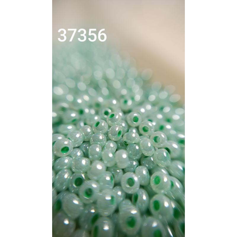 Чеський бісер Preciosa 10/0, 37356 м“ятний, 1г — бісер для рукоділля, прикрас і вишивки Чеський бісер Preciosa 10/0, 37356 м“ятний, 1г — бісер для рукоділля, прикрас і вишивки