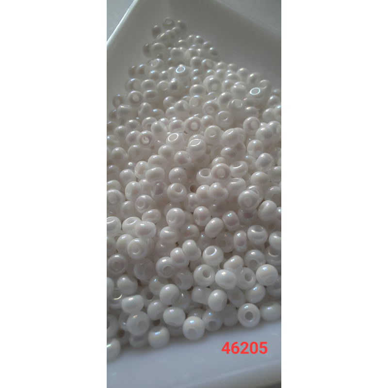 Чеський бісер Preciosa 10/0, 46205 білий, 50 г — бісер для рукоділля, прикрас і вишивки Чеський бісер Preciosa 10/0, 46205 білий, 50 г — бісер для рукоділля, прикрас і вишивки