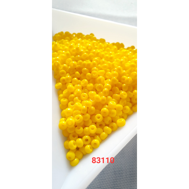 Чеський бісер Preciosa 10/0, 83110 жовтий, 50 г — бісер для рукоділля, прикрас і вишивки Чеський бісер Preciosa 10/0, 83110 жовтий, 50 г — бісер для рукоділля, прикрас і вишивки